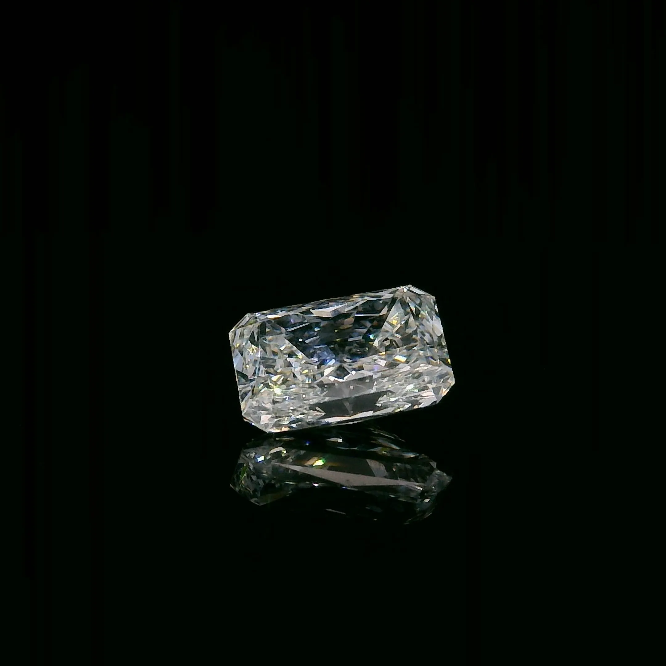 1.70ct Radiant Cut Lab-Grown Diamond