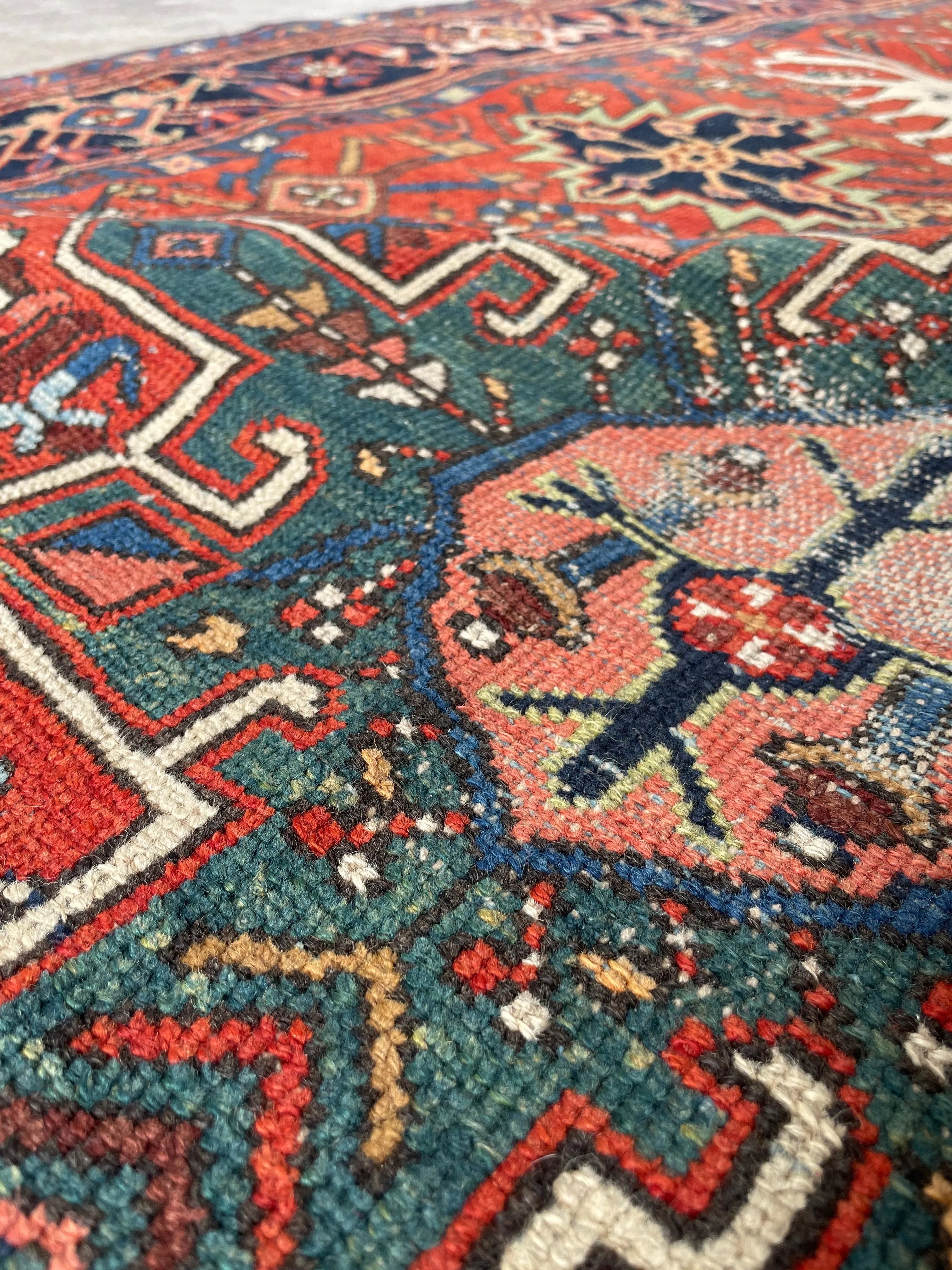 4'5 x 5'4 Antique Persian Heriz Rug #3000ML