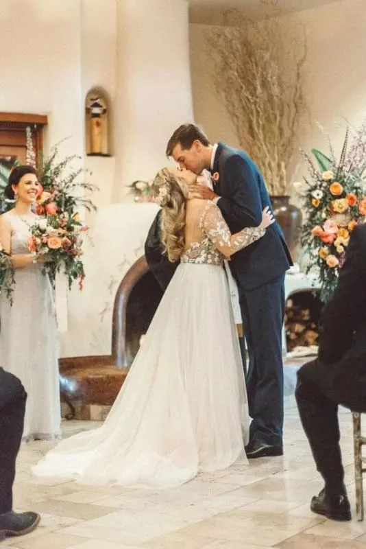Charming Newest Beading Gorgeous Long Sleeves Unique Tulle Wedding Dress