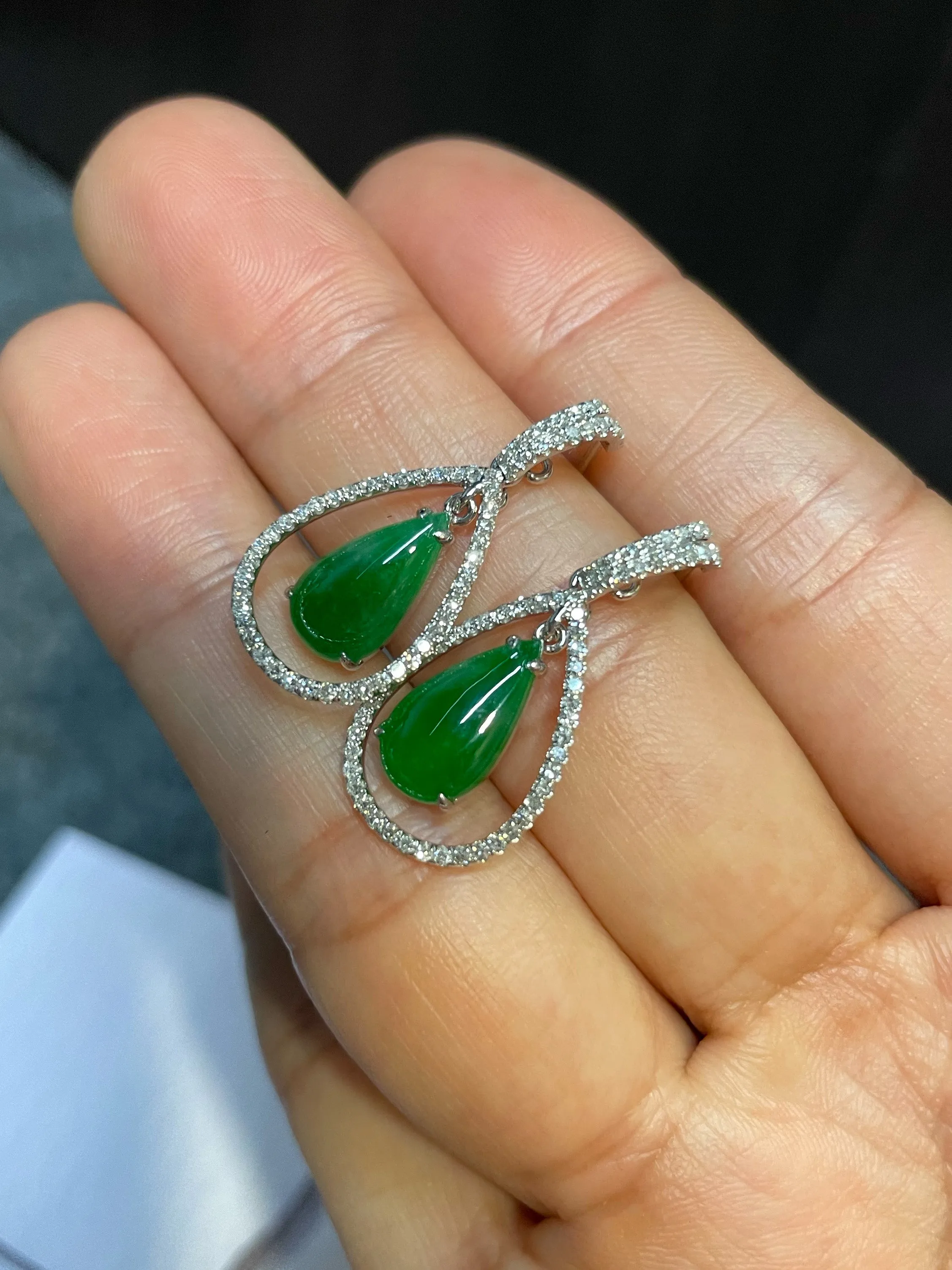 Green Jade Earrings / Pendant (NJE086)