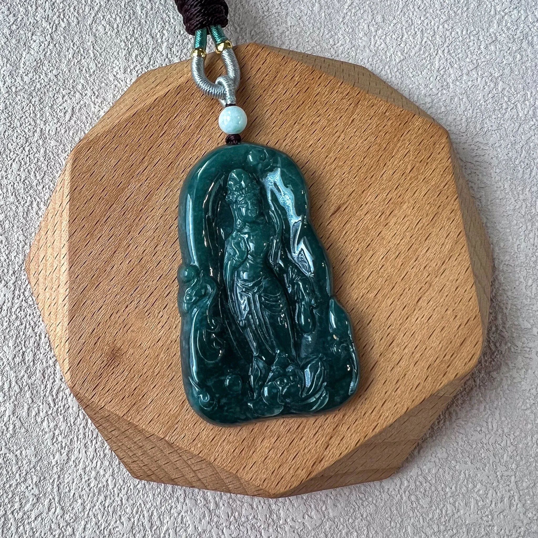 Jadeite Jade Standing Guan Yin Avalokiteshvara Carved Pendant Necklace, Quan Am, HC-0223-0005367