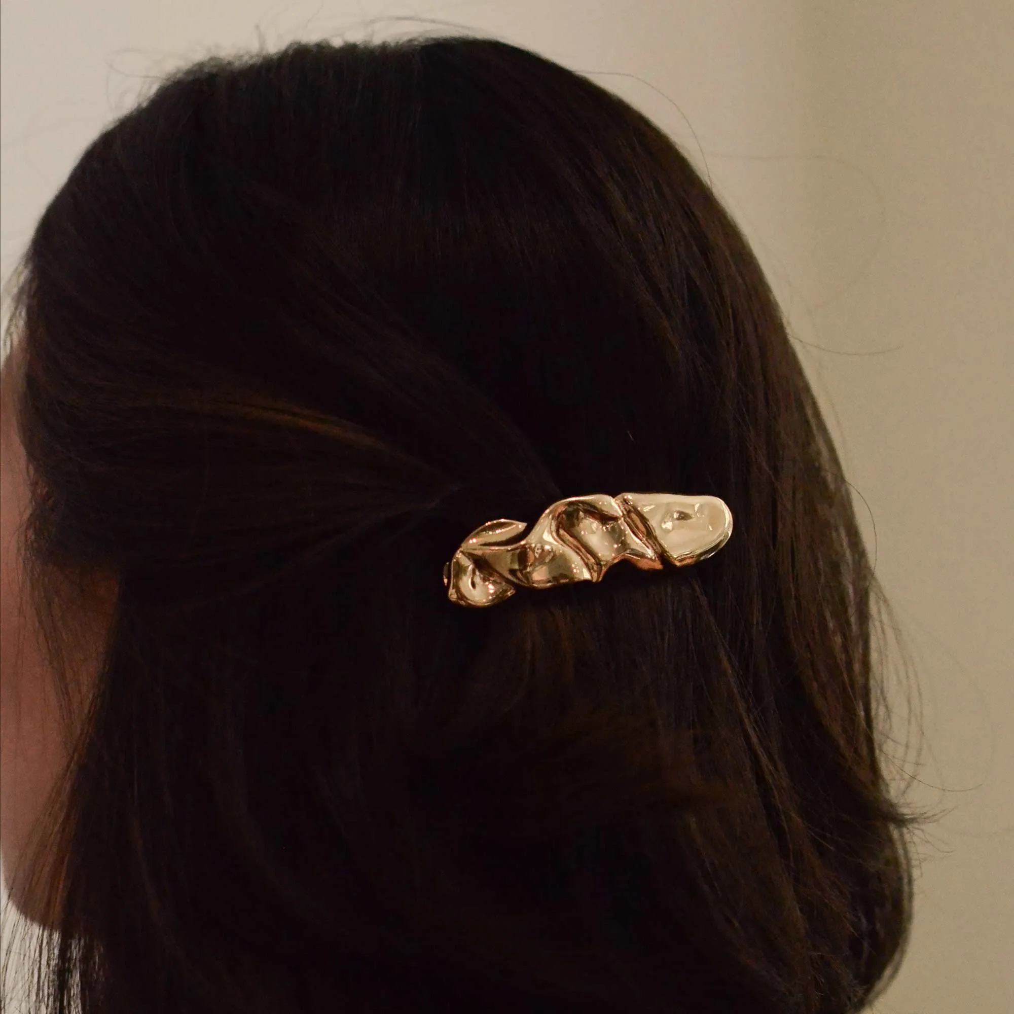 nar'sha - Textured Metal Barrette Hair Clip | Gold