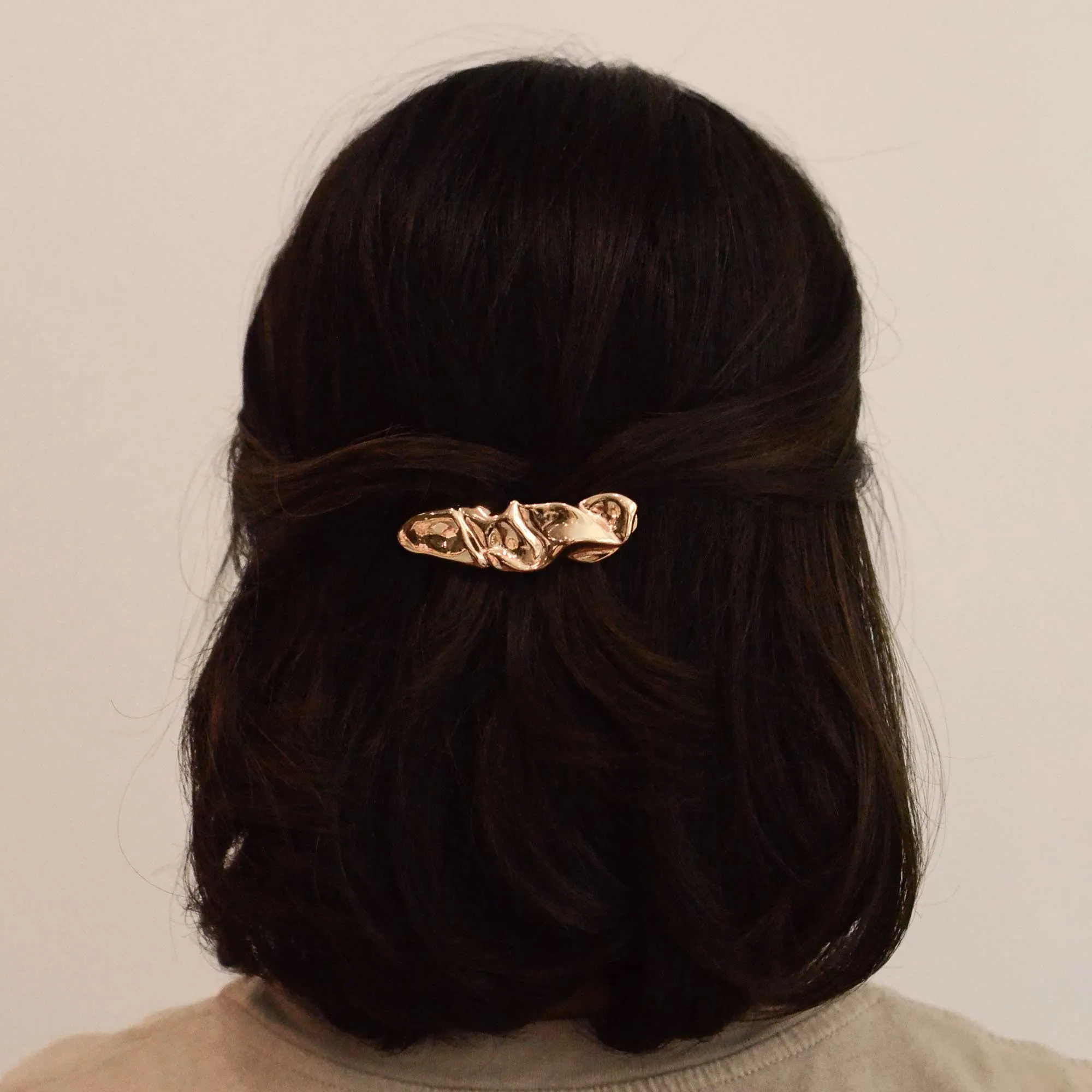nar'sha - Textured Metal Barrette Hair Clip | Gold