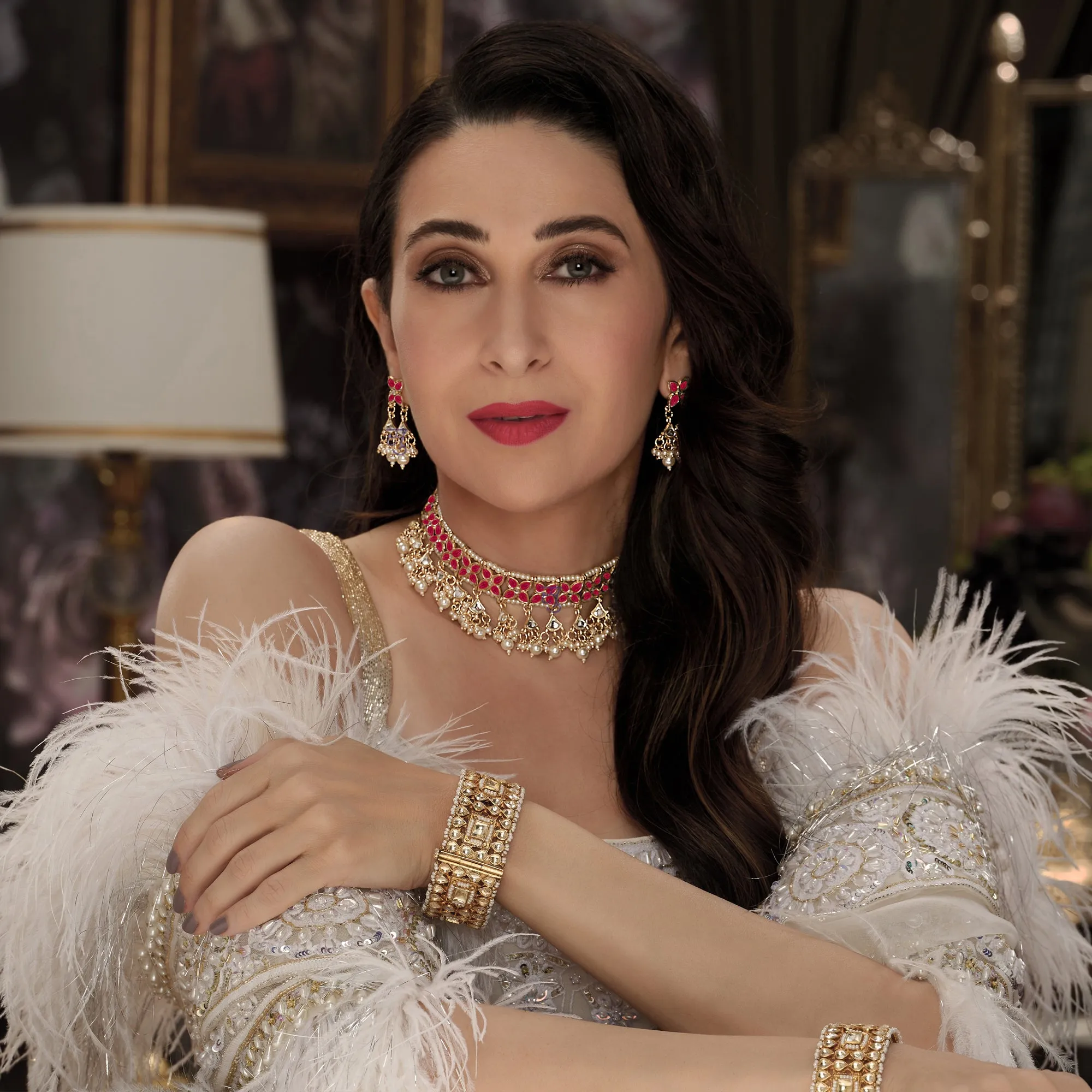 Sukkhi Resplendent Gold Plated Kundan & Pearl Choker Necklace Set Worn By Karisma Kapoor