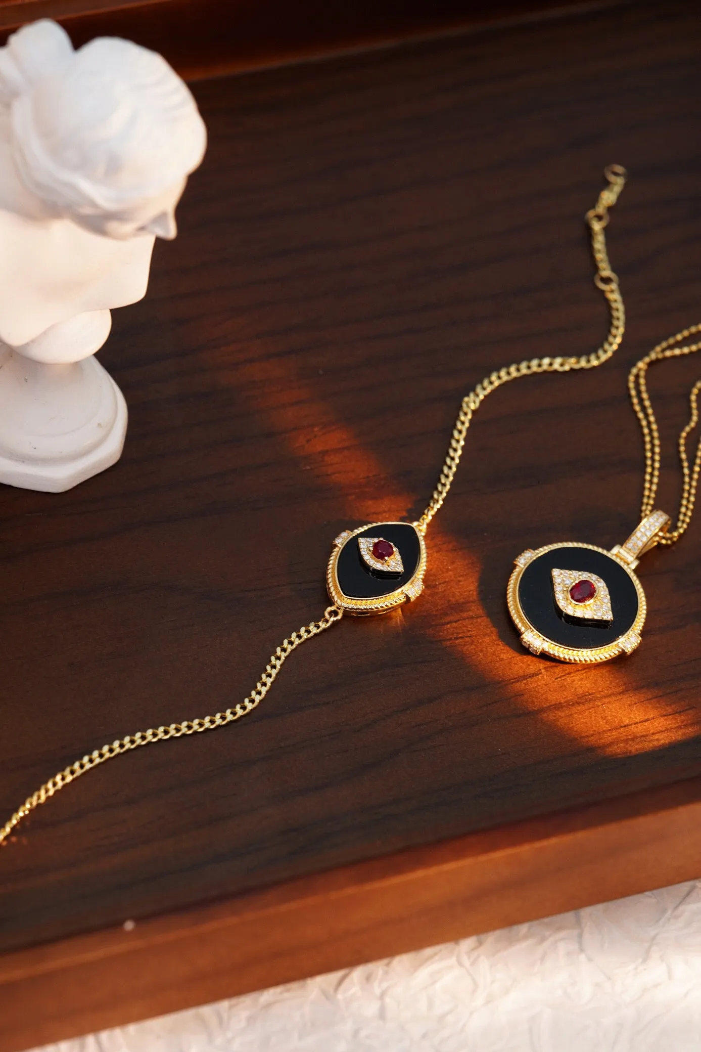 Vintage 18K Solid Gold Natural Ruby ,Diamond and Onyx Evil Eye Bracelet